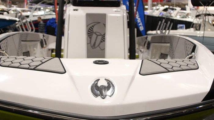 Scarab 195 Open Bow