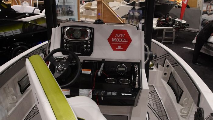 Scarab 195 Open Helm
