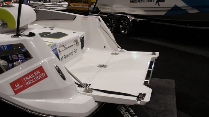 Scarab 195 Open Tailgate