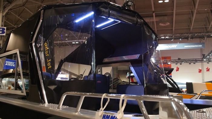 Thunder Jet Chinook Offshore Curtain 2