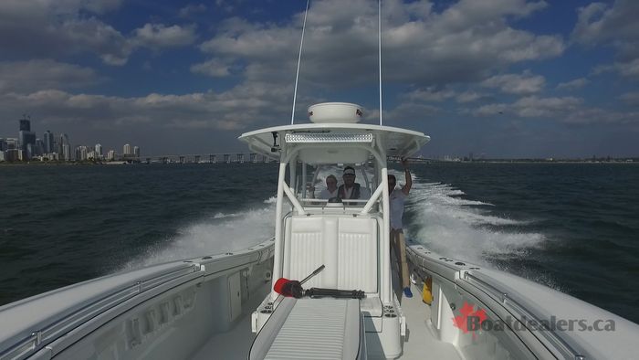 Yellowfin 34Offshore Running2