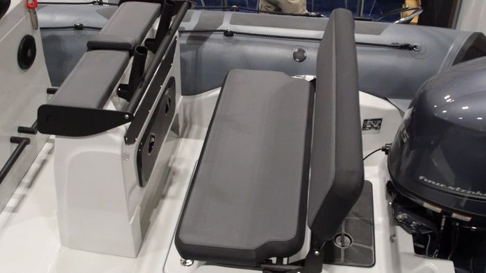 Zodiac Pro Open 550 Bench Seat