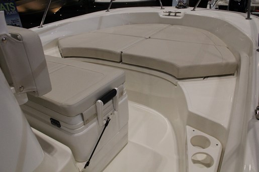 Axis Boats For Sale >> 2018 Boston Whaler 170 Montauk Center Console Boat Review ... Axis Boats For Sale >> 2018 Boston Whaler 170 Montauk Center Console Boat Review ...