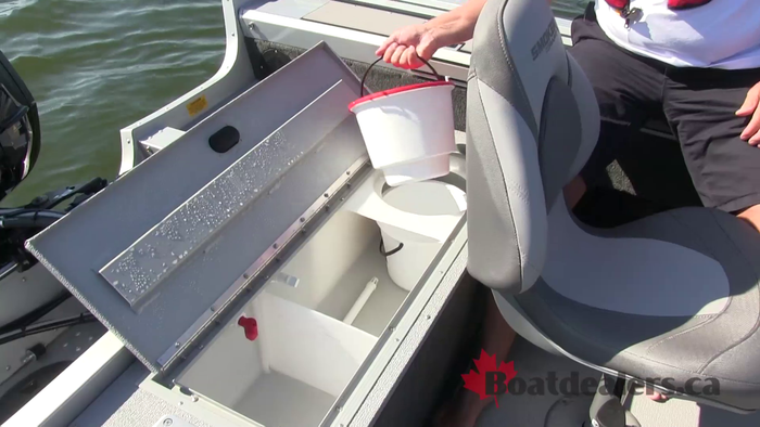 smokercraft-pro-angler-172-xl-livewell