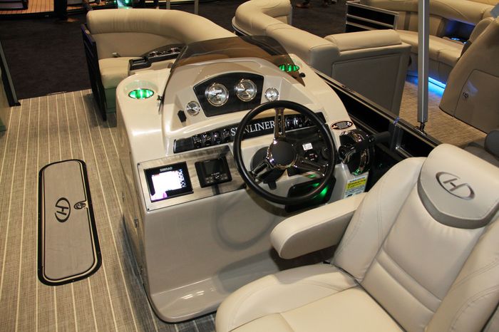 harris sunliner 230 capt chair