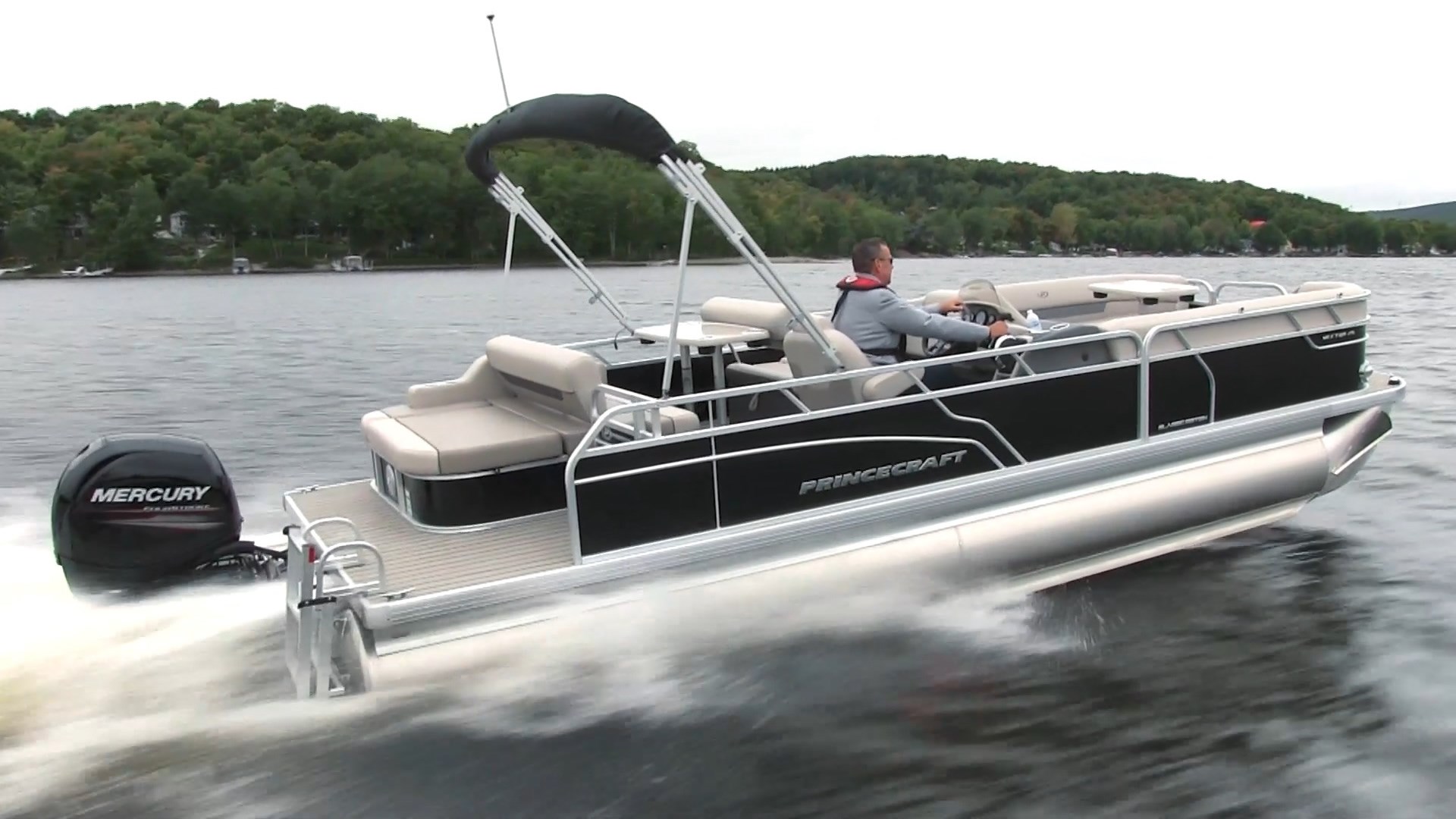 2019 Princecraft Vectra 25 RL Pontoon Boat Review - BoatDealers.ca