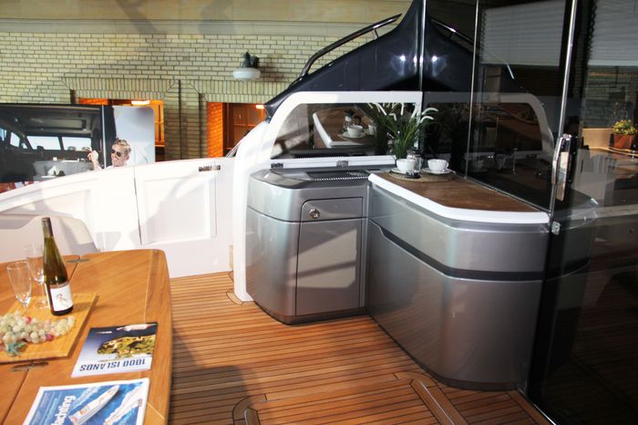 princess v60 yacht stern counter