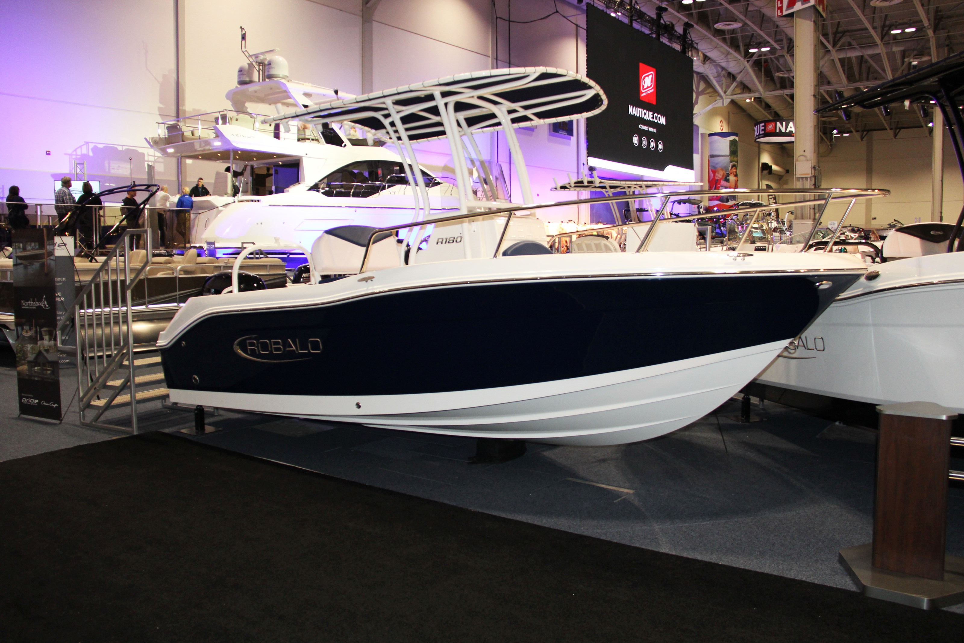 2019 Robalo R180 Center Console Boat Review BoatDealers.ca