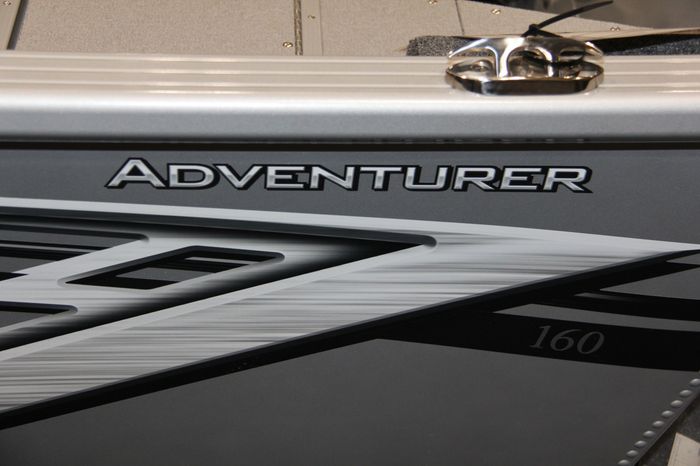 smoker craft adventurer 160 t brand