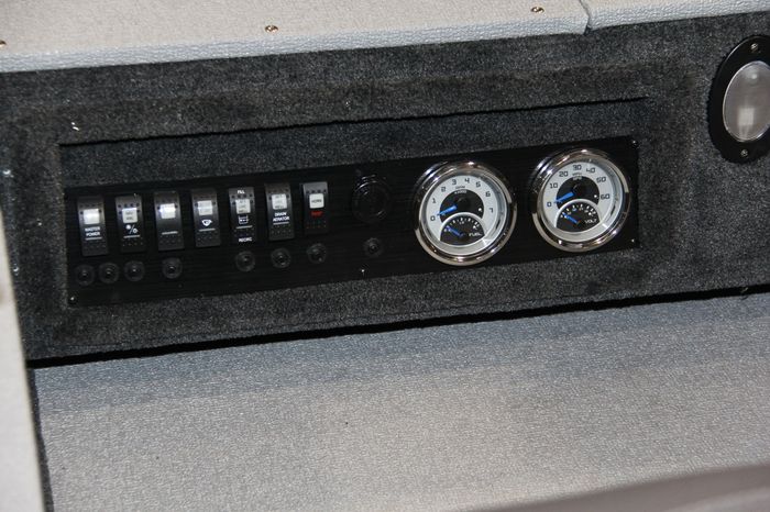 smoker craft adventurer 160 t buttons