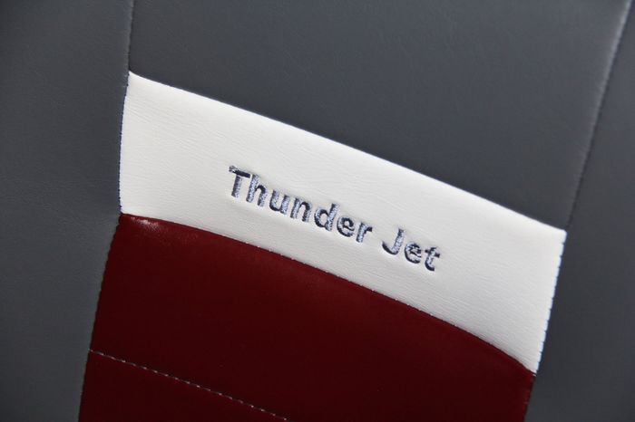 thunder jet 186 rush seat