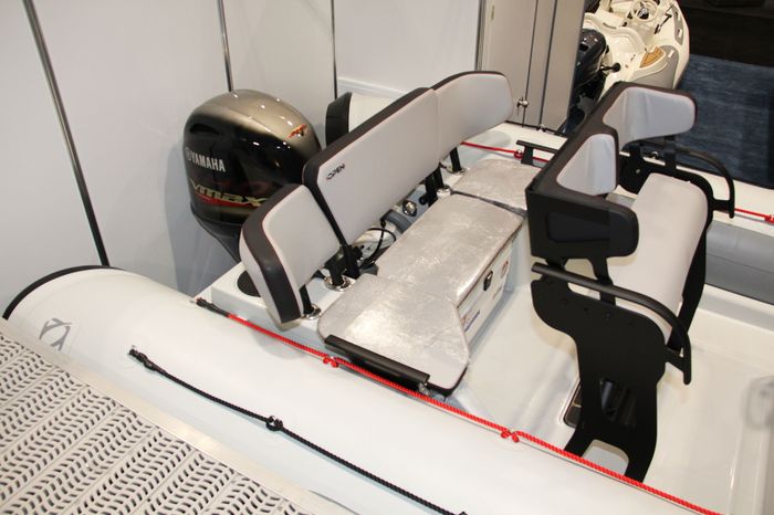 zodiac open 5.5 seat
