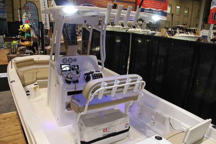 Nauticstar 231 hybrid cc hardtop