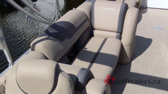 sylvan-L3-party-fish-seating