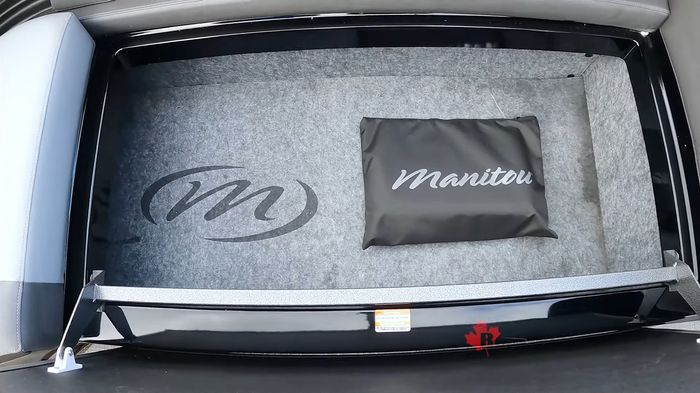 manitou-xt25-storage