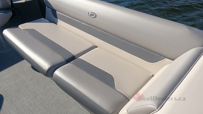 princecraft-sporfisher-23-2srl-starboard-bow-seat.png