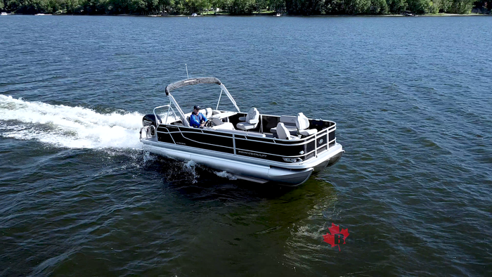 princecraft-sporfisher-23-2srl-starboard