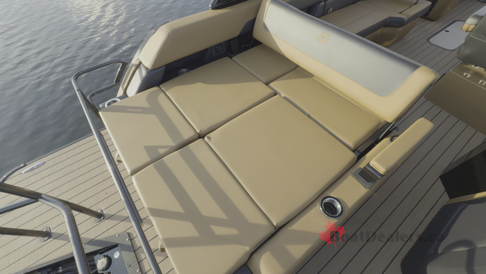 princecraft-vogue-27-rl-rear-lounge