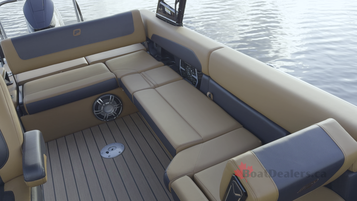princecraft-vogue-27-rl-stern-layout