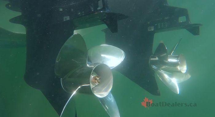 suzuki-df300ap-propellers