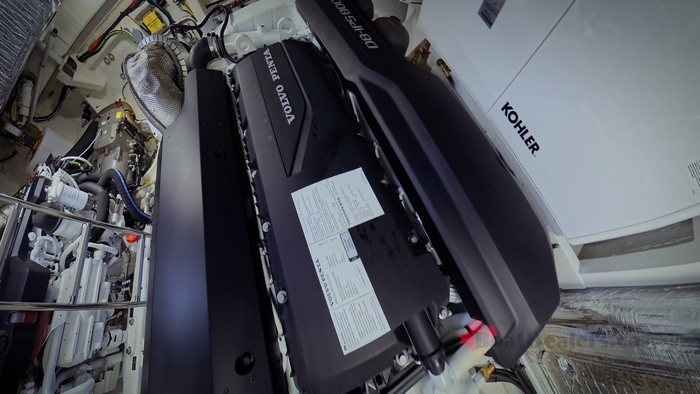 volvo-ips800-engine-top
