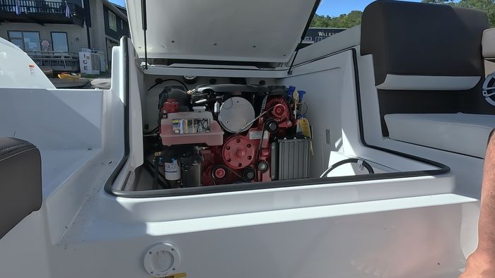 volvo-penta-v6-280hp-ce-duo-prop-engine-comparment