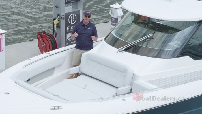tiara-39ls-bow