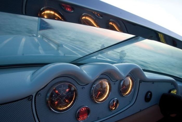 chris craft lancer 20 dash windshield
