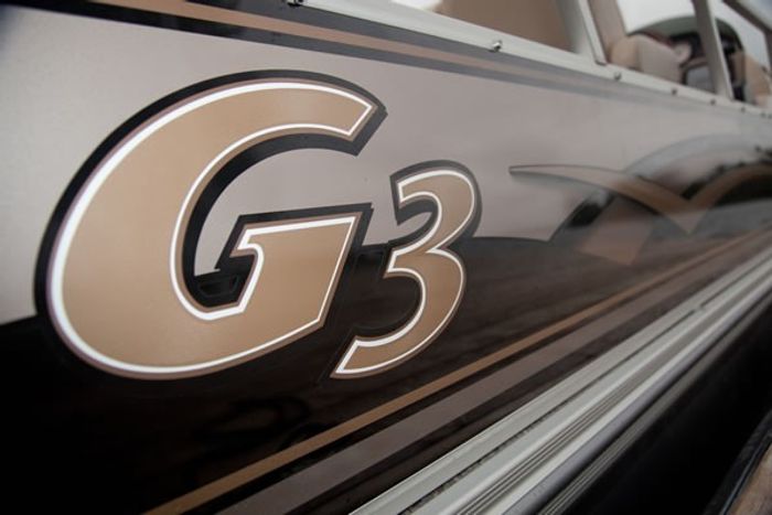 G3 EL 325 side