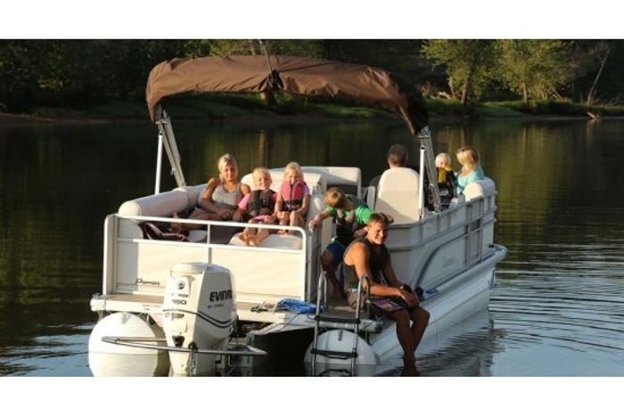premier sunsation 220 stern