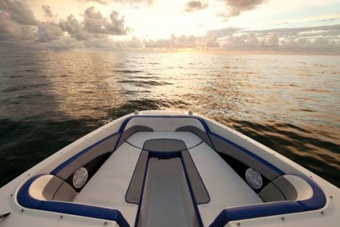 searay 21 jet bow