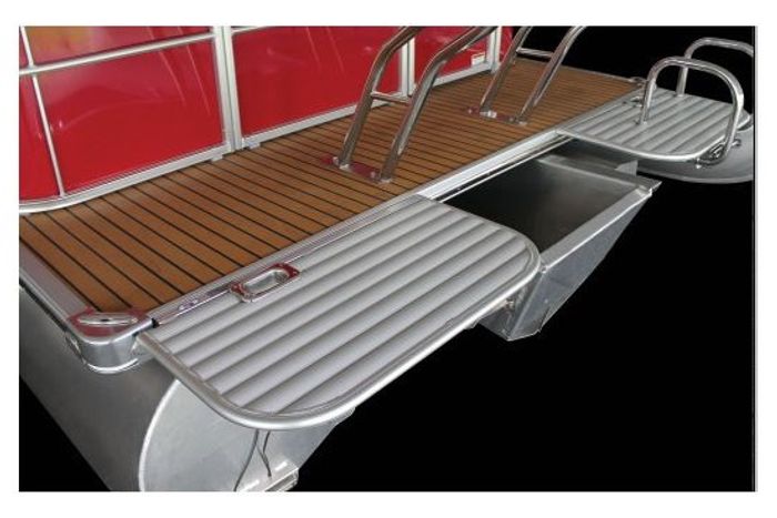 sylvan Mirage Cruise 8522 lz swim platform
