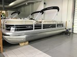 2017 Sun Tracker Party Barge 22