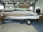 2017 Sea Ray SPX 190
