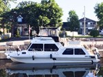 1990 Hastings 37 Housecruiser