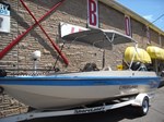 2000 Crestliner Rampage