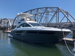 2019 Cruisers Yachts 54FLY