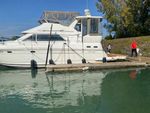 Cruisers Yachts 2000 3750