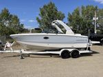 Chaparral 2023 26 Surf