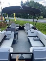 Sunchaser 2025 Lucerne 20 LR DH