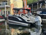 Bennington 2025 R Series 23 RCW