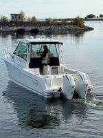 Boston Whaler 2025 285 Conquest