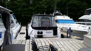 2001 Cruisers Yachts 3572 Express MC