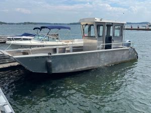 2021 Stanley Pulsecraft 24 Closed Cabin