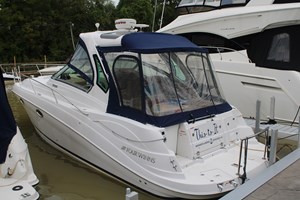 2011 Four Winns V335