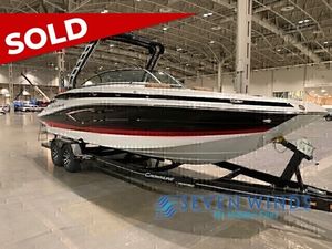 2024 Crownline E285