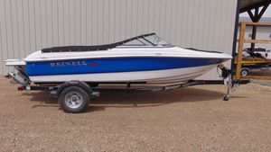 2017 Reinell 185