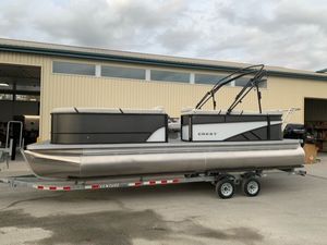 2023 Crest Classic DLX 240 L