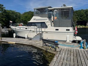 Mainship Nantucket 36 Double Cabin 1988