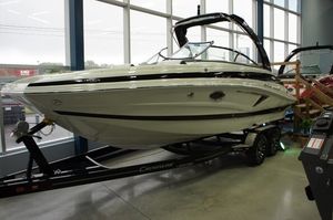 Crownline E255 6.2L DTS BR3 350CV 2023